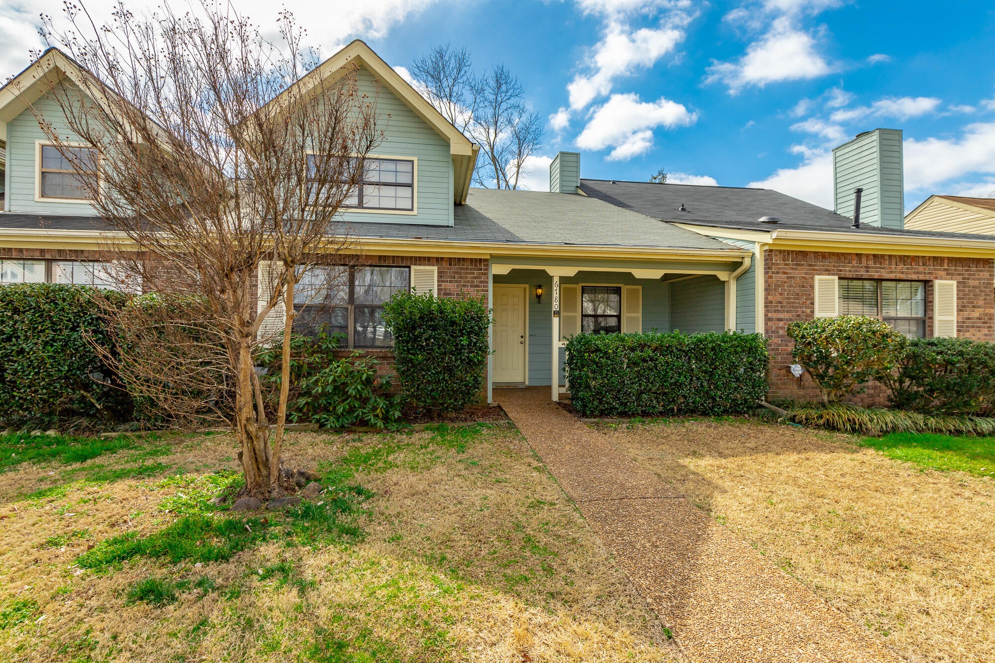 6780 Hickory Creek Road Chattanooga, TN 37421 - Photo 2 of 60 front view of a house with a yard