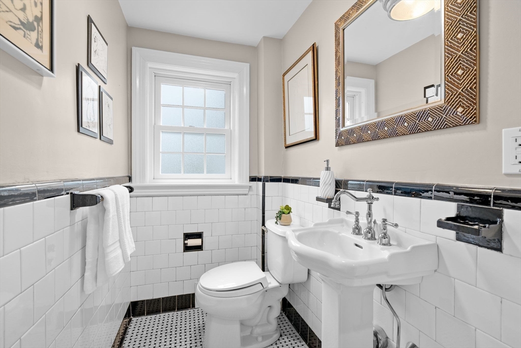 30 Hodge Road Arlington, MA 02474 - Photo 17 of 42