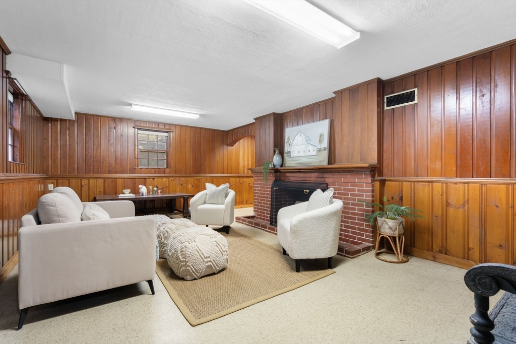 30 Hodge Road Arlington, MA 02474 - Photo 31 of 42