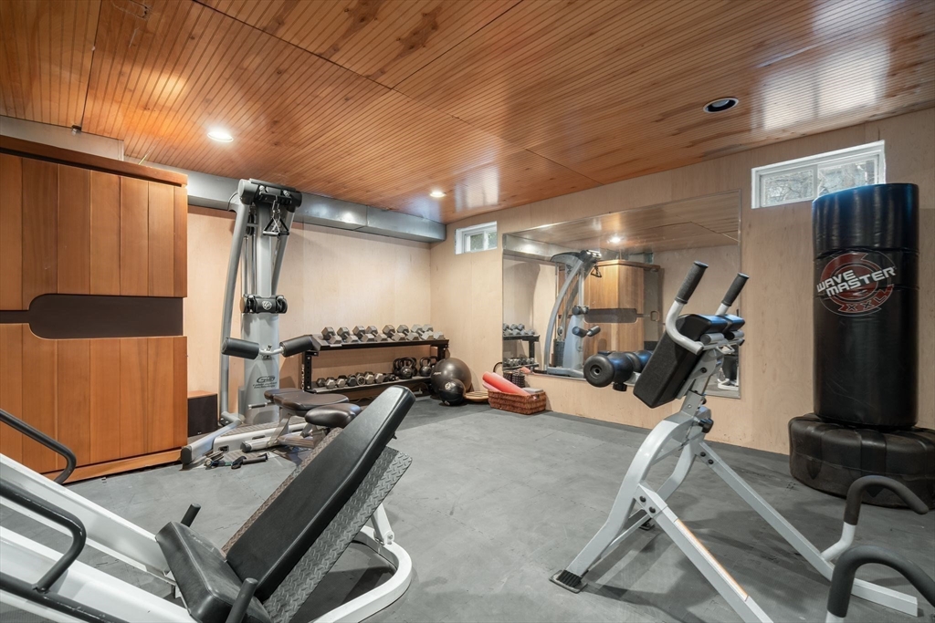 30 Hodge Road Arlington, MA 02474 - Photo 32 of 42