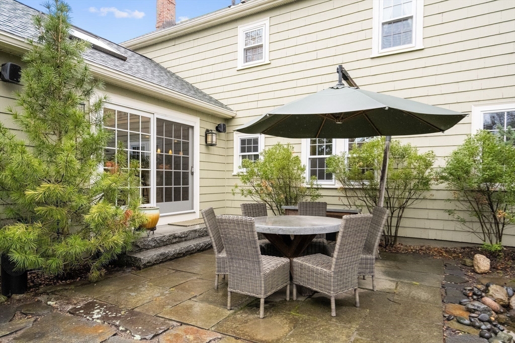 30 Hodge Road Arlington, MA 02474 - Photo 35 of 42