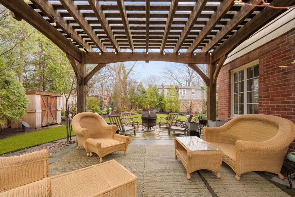 30 Hodge Road Arlington, MA 02474 - Photo 40 of 42