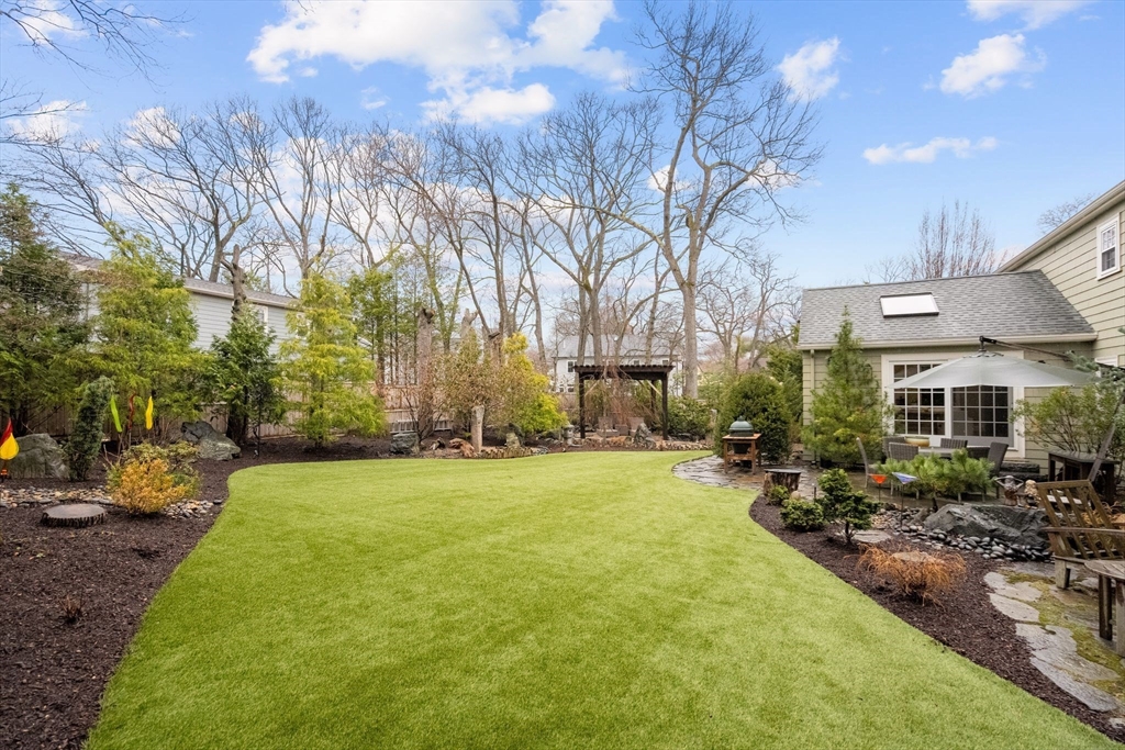 30 Hodge Road Arlington, MA 02474 - Photo 4 of 42