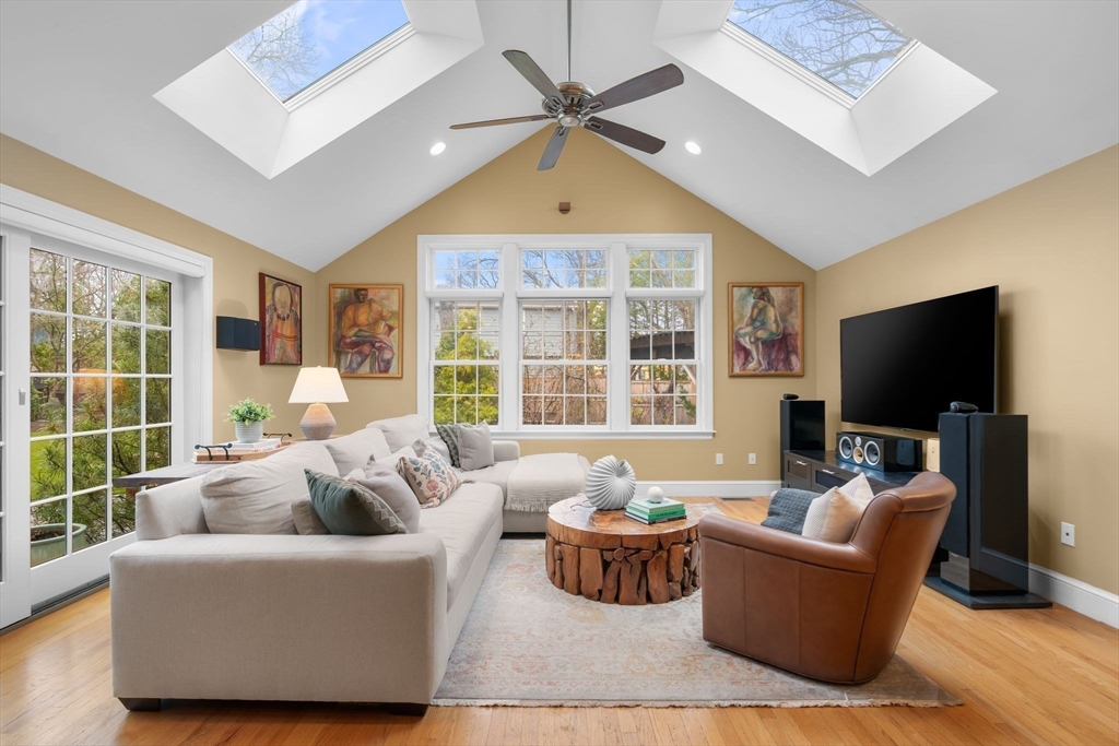 30 Hodge Road Arlington, MA 02474 - Photo 9 of 42