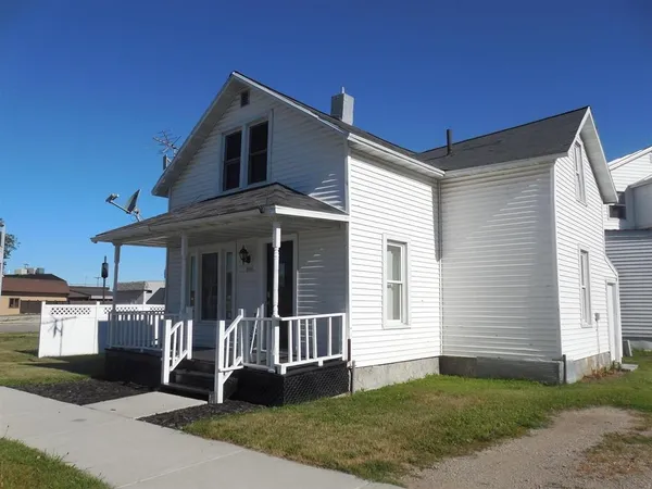 $119,900 | 236 West Main Street, Coleman, WI 54112