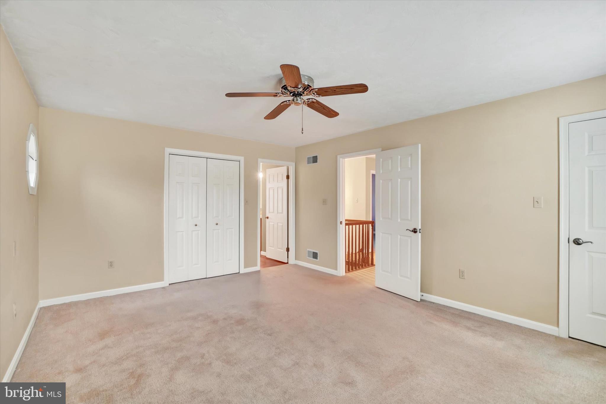 2463 Wedgewood Way York, PA 17408 - Photo 22 of 38