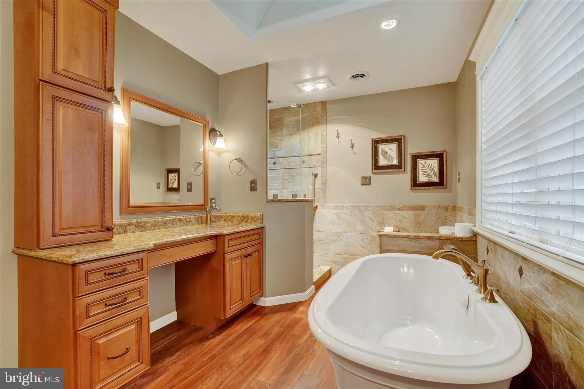 2463 Wedgewood Way York, PA 17408 - Photo 25 of 38