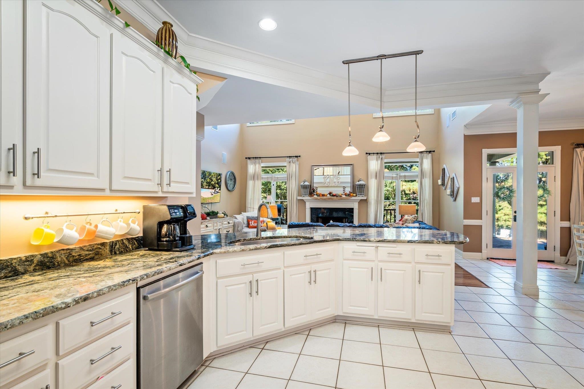 7253 Blakeley Forest Boulevard Daphne, AL 36527 - Photo 11 of 40
