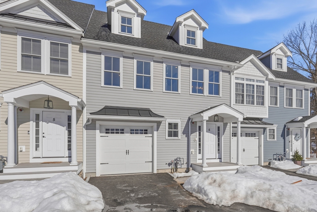 51 West Main Street, Unit 6R Georgetown, MA 01833 - Photo 1 of 40