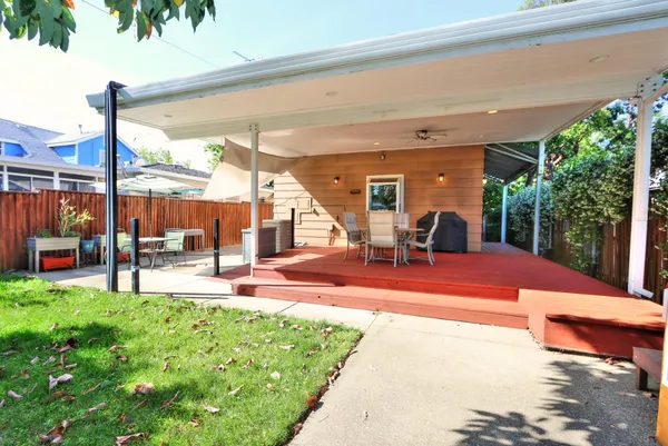 $719,000 | 3056 6th Avenue, Sacramento, CA 95817