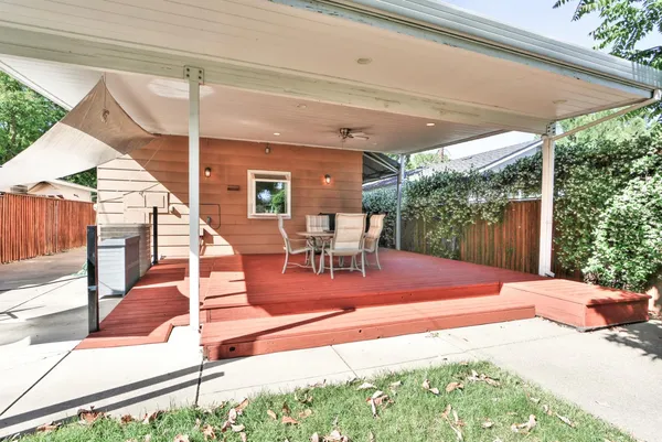 $719,000 | 3056 6th Avenue, Sacramento, CA 95817