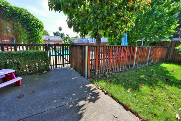 $719,000 | 3056 6th Avenue, Sacramento, CA 95817
