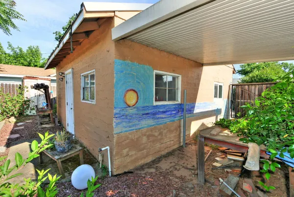 $719,000 | 3056 6th Avenue, Sacramento, CA 95817