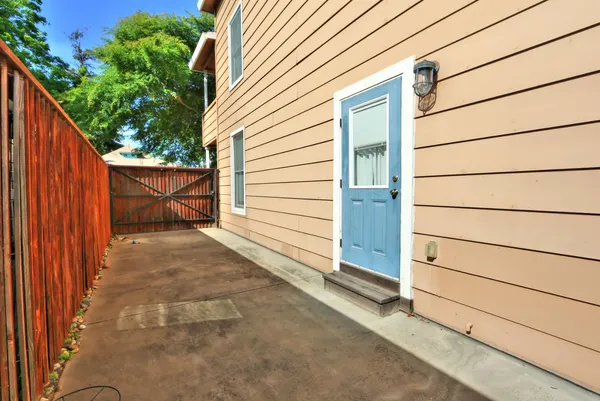 $719,000 | 3056 6th Avenue, Sacramento, CA 95817