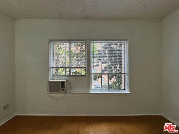 a view of empty room with window