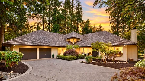 $1,725,000 | 21845 Northeast 30th Place, Sammamish, WA 98074