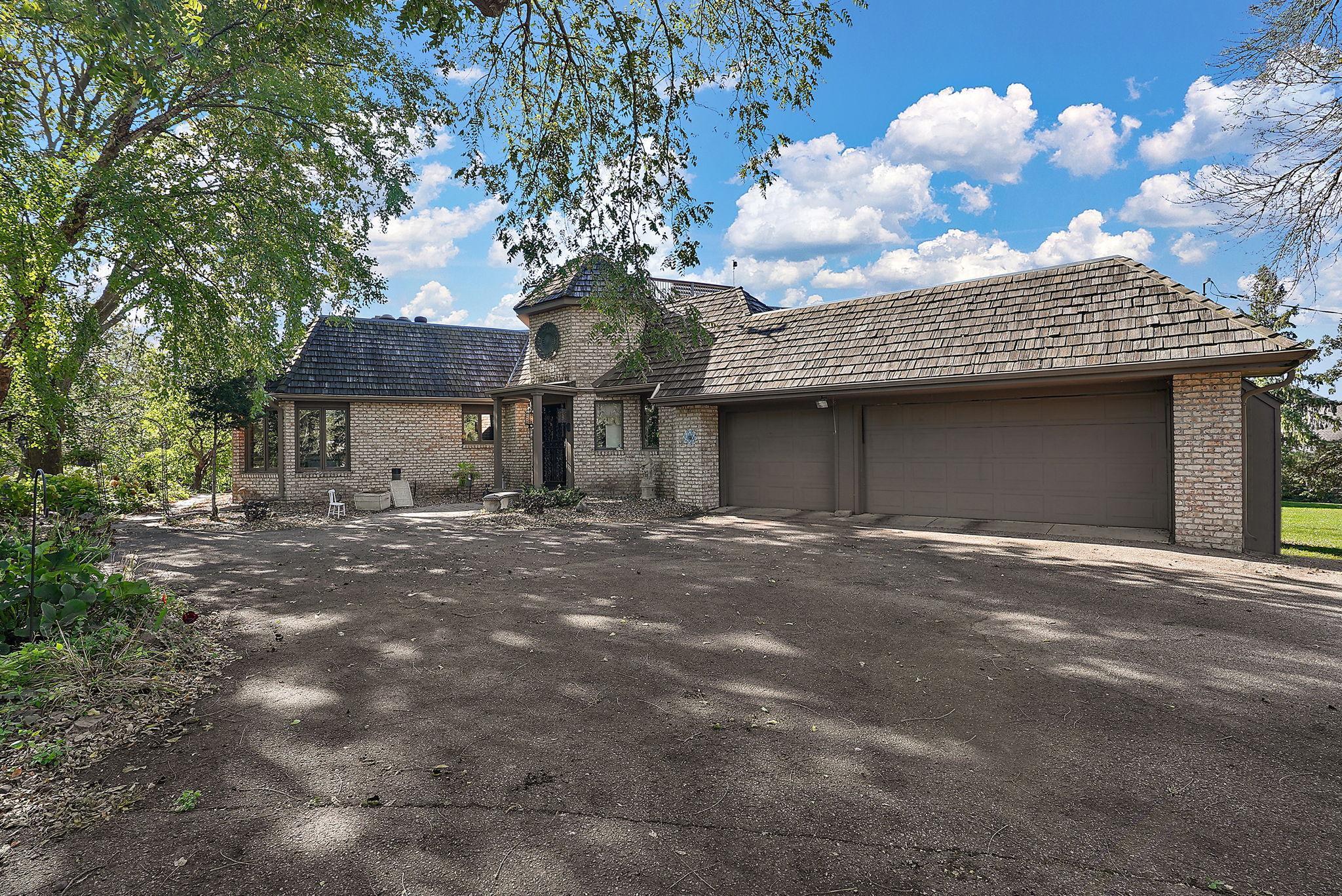 10901 Riverview Road Eden Prairie, MN 55347 - Photo 1 of 1 Gallery Image 1