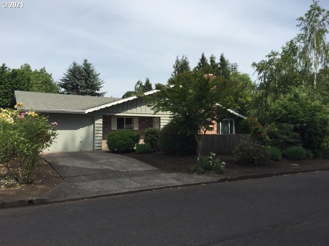 2905 Harlow Road Eugene, OR 97401 - Photo 15 of 30 Gallery Image 15