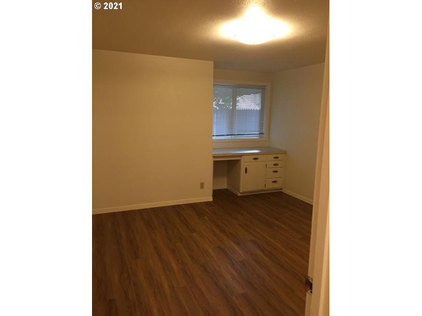 2905 Harlow Road Eugene, OR 97401 - Photo 26 of 30 Gallery Image 26
