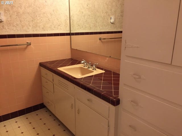 2905 Harlow Road Eugene, OR 97401 - Photo 27 of 30 Gallery Image 27