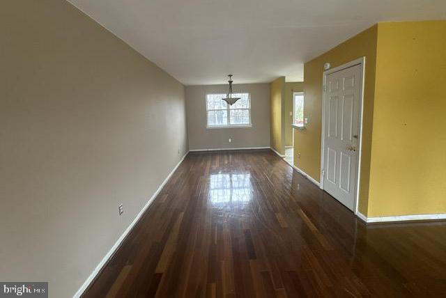 3 Morning Star Court Baltimore, MD 21206 - Photo 14 of 43 a view of gallery with wooden floor