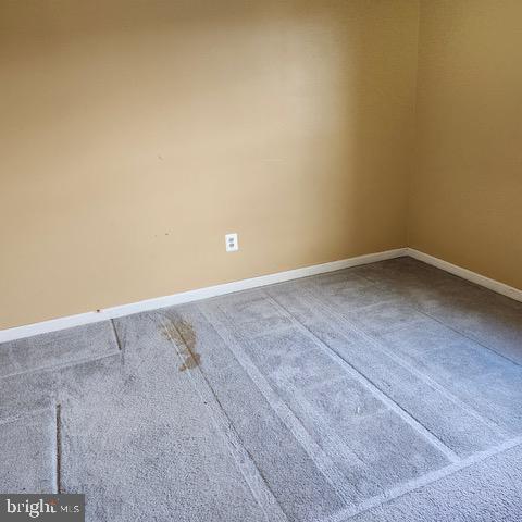 3 Morning Star Court Baltimore, MD 21206 - Photo 20 of 43 a view of an empty room