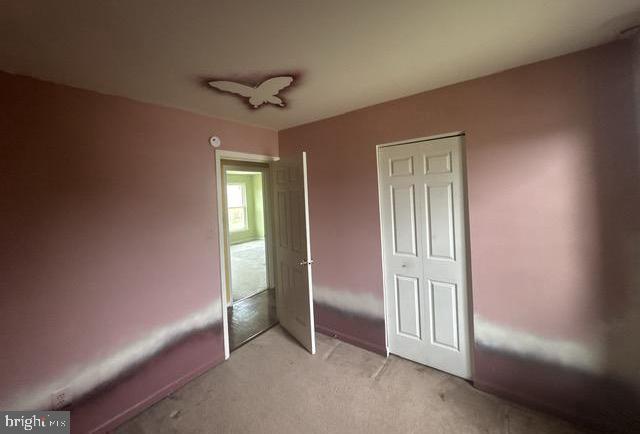 3 Morning Star Court Baltimore, MD 21206 - Photo 23 of 43 an empty room with windows and fan