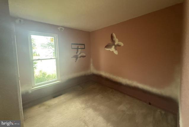 3 Morning Star Court Baltimore, MD 21206 - Photo 26 of 43 a view of empty room with windows