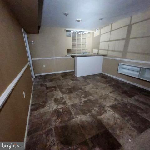 3 Morning Star Court Baltimore, MD 21206 - Photo 35 of 43 a view of bathroom with bathtub and window