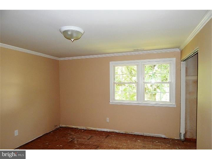 357 Coldspring Road Southampton, PA 18966 - Photo 15 of 22 Bedroom - Main