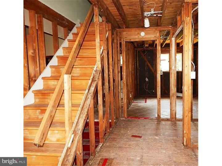 357 Coldspring Road Southampton, PA 18966 - Photo 5 of 22 Foyer