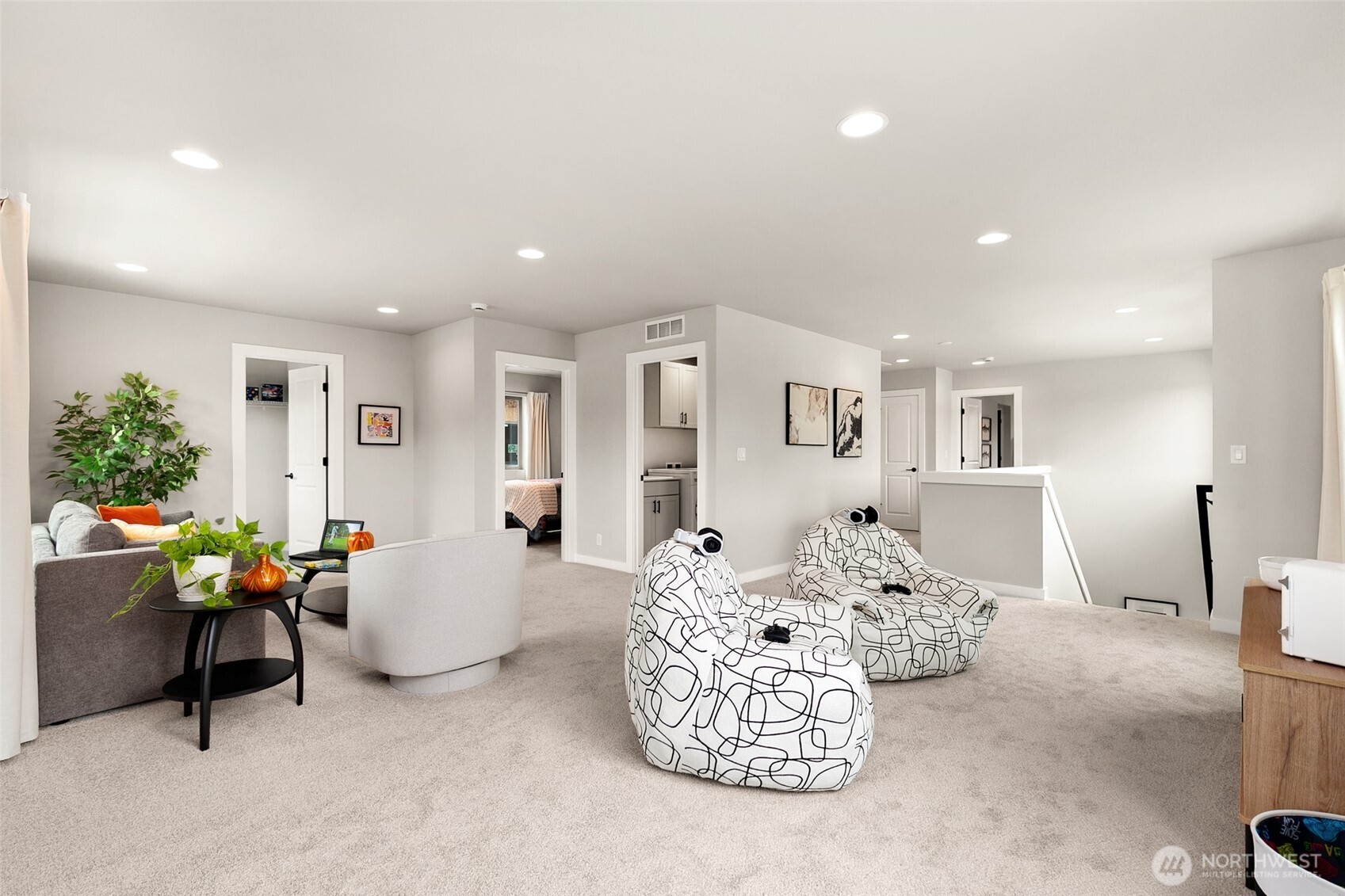 12502 Southeast 256th Place, Unit 10 Kent, WA 98030 - Photo 28 of 32