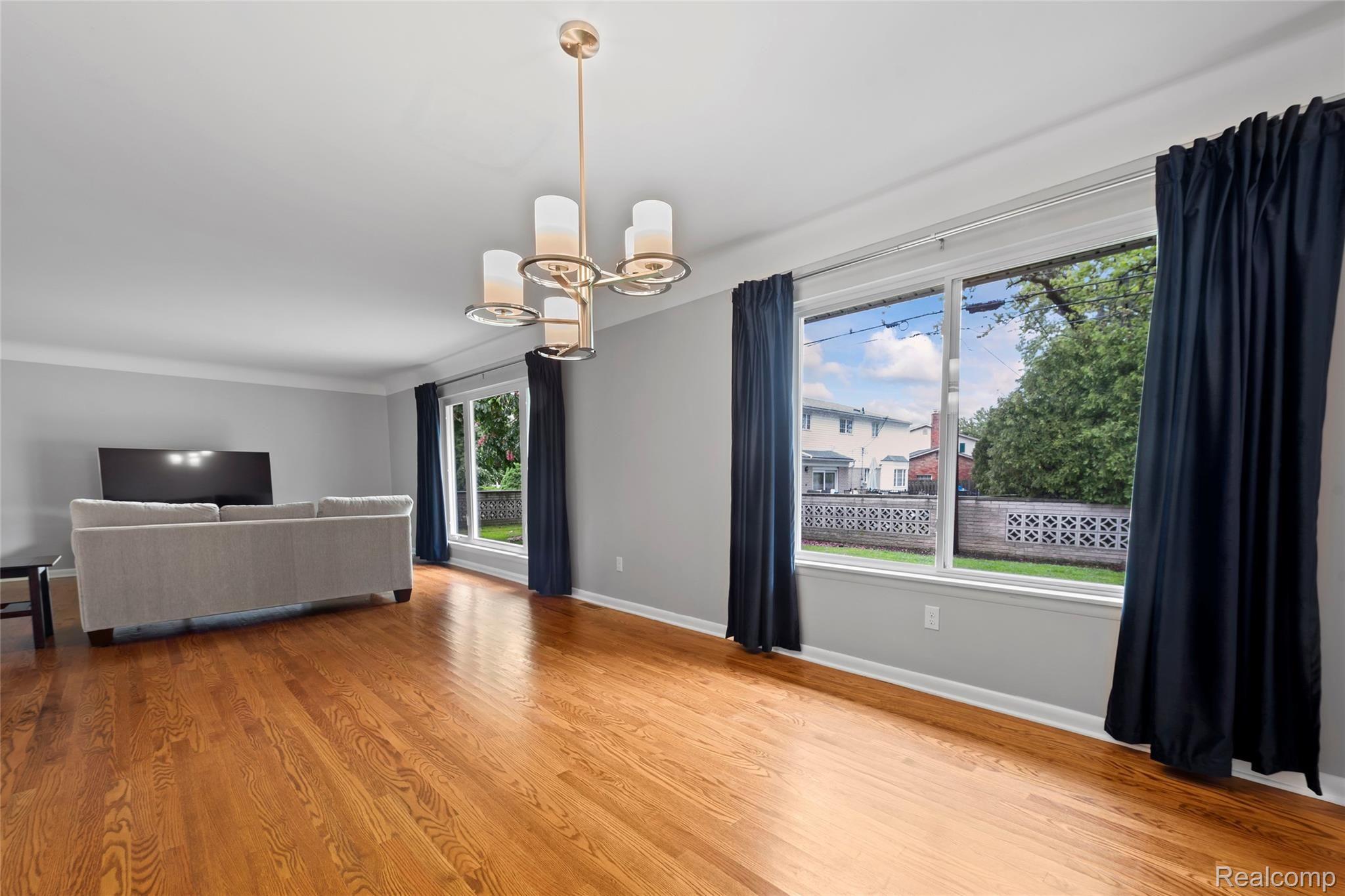 750 Canterbury Road Grosse Pointe, MI 48236 - Photo 15 of 47 Dining room and Living room