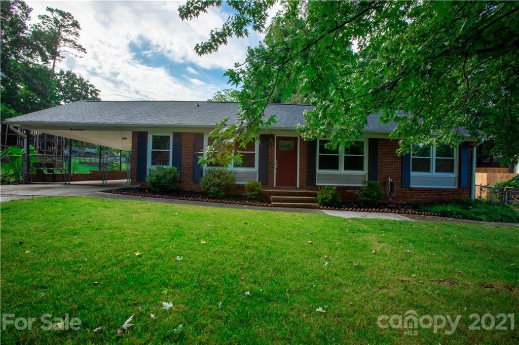 319 Clearbrook Road Matthews, NC 28105 - Photo 20 of 35 Gallery Image 20
