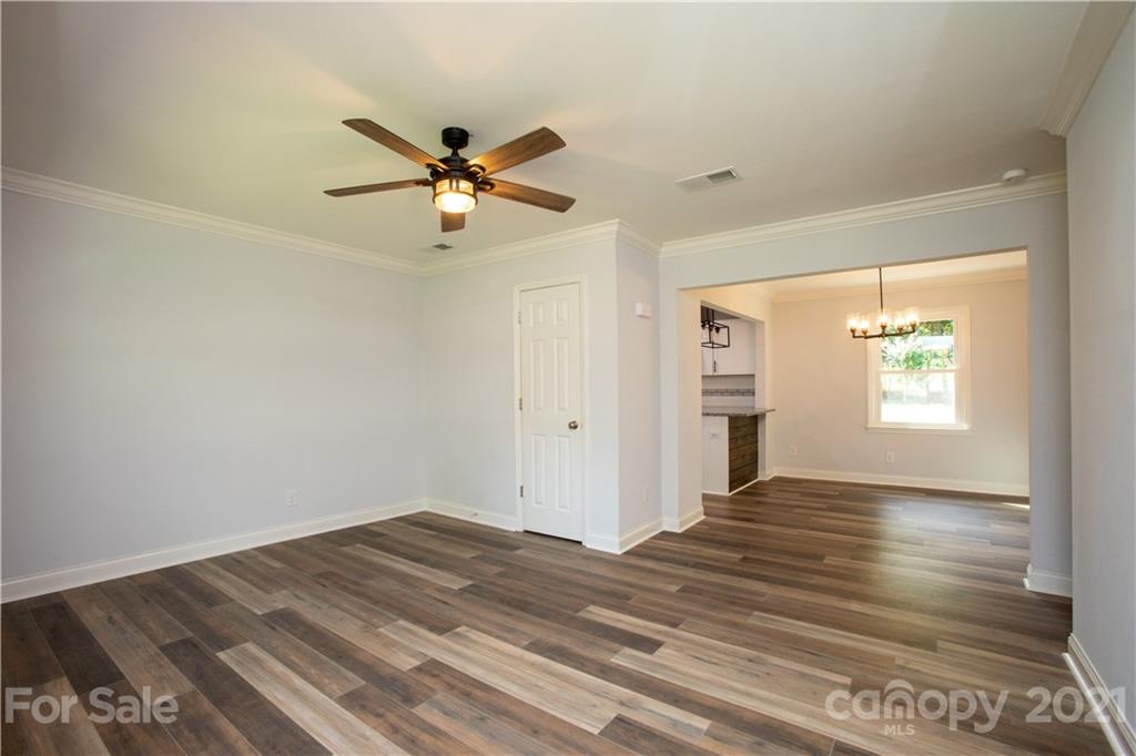 319 Clearbrook Road Matthews, NC 28105 - Photo 24 of 35 Gallery Image 24