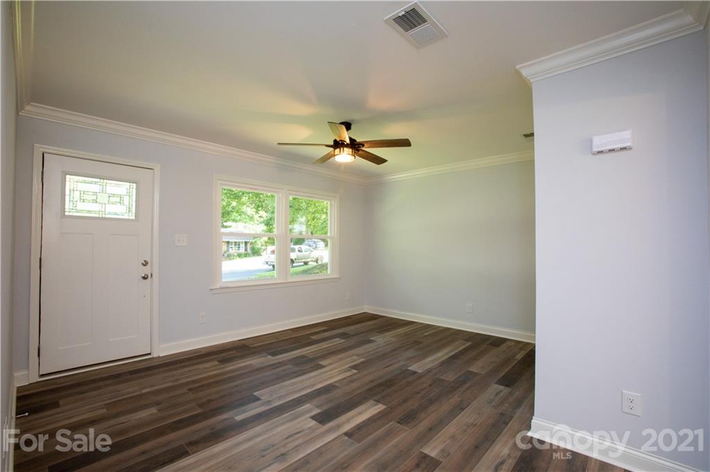319 Clearbrook Road Matthews, NC 28105 - Photo 27 of 35 Gallery Image 27