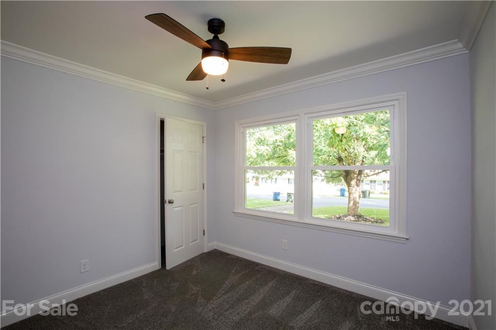 319 Clearbrook Road Matthews, NC 28105 - Photo 29 of 35 Gallery Image 29
