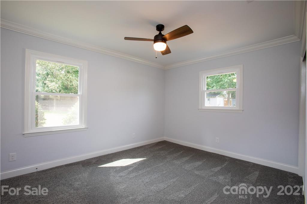 319 Clearbrook Road Matthews, NC 28105 - Photo 31 of 35 Gallery Image 31