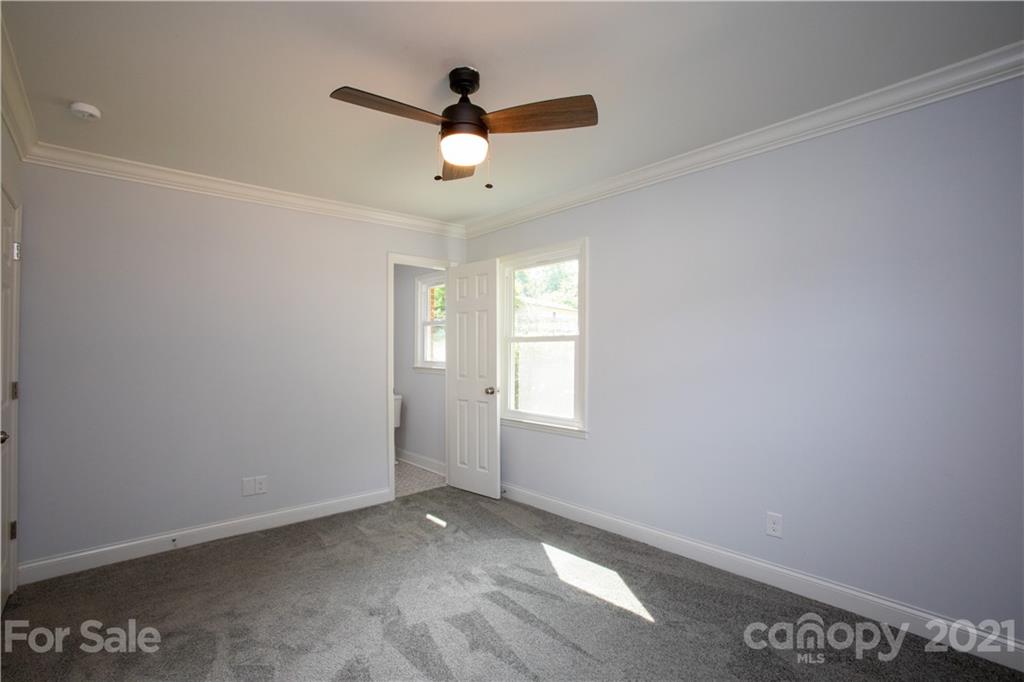319 Clearbrook Road Matthews, NC 28105 - Photo 32 of 35 Gallery Image 32