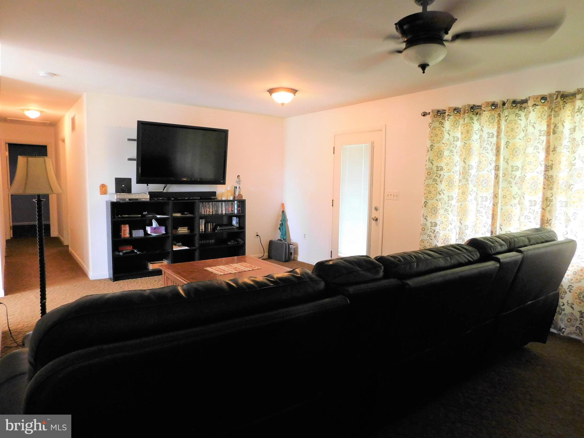 2431 Island Branch Road White Hall, MD 21161 - Photo 8 of 33 Living Room