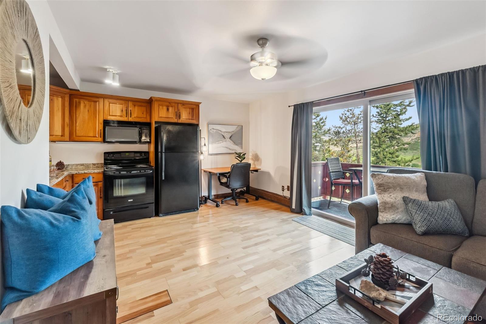 180 Evergreen Road, Unit 202 Dillon, CO 80435 - Photo 5 of 38