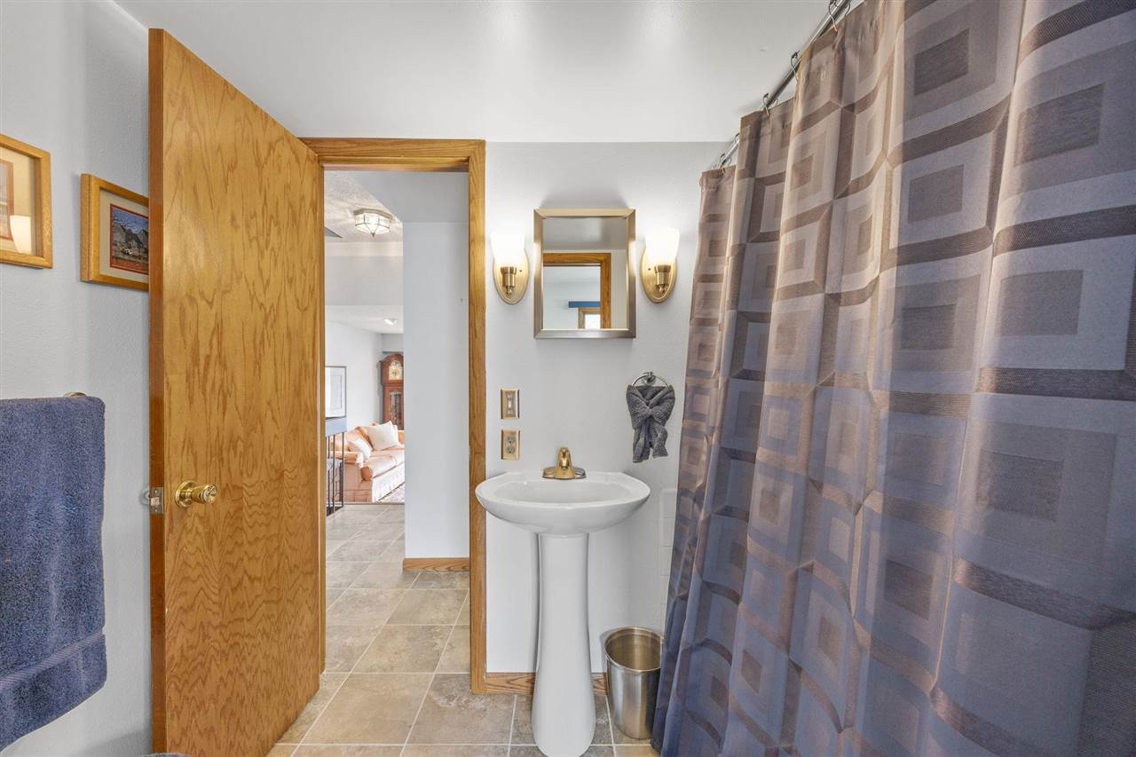 3796 Cottage Reserve Road Northeast Solon, IA 52333 - Photo 29 of 53 Gallery Image 29