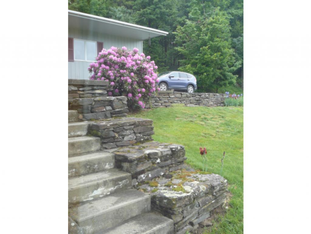 596 Brook Road Springfield, VT 05156 - Photo 4 of 27