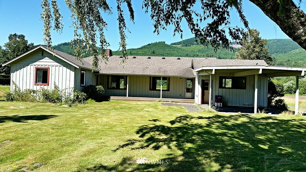 4541 Deming Road Deming, WA 98247 - Photo 5 of 22
