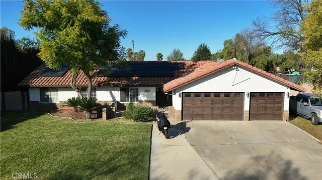$3,500 | 17010 Via Los Caballeros, Riverside, CA 92504