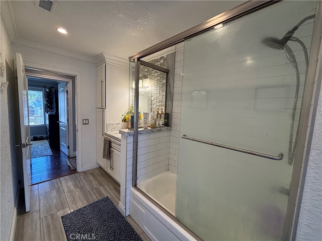 17010 Via Los Caballeros Riverside, CA 92504 - Photo 13 of 19
