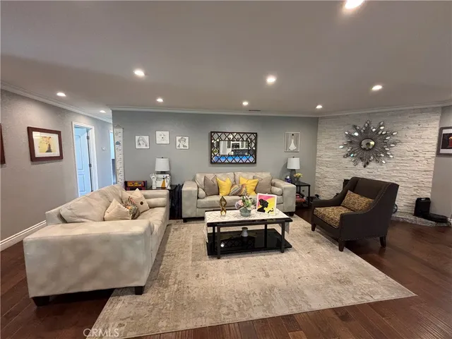 $3,500 | 17010 Via Los Caballeros, Riverside, CA 92504