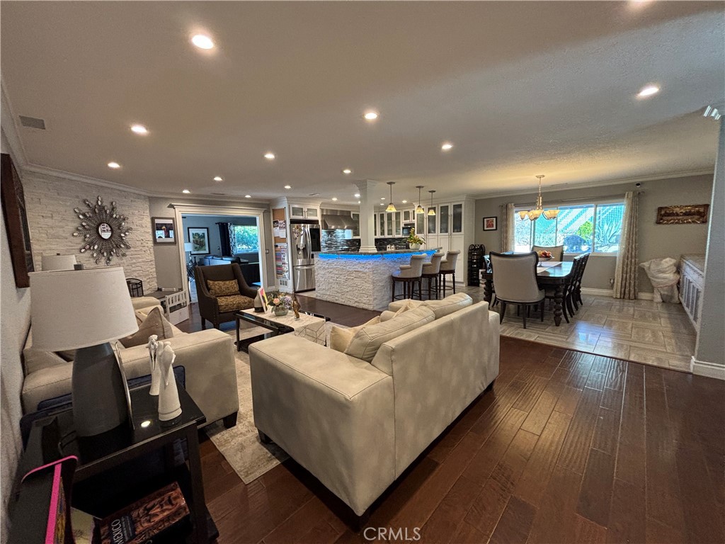 17010 Via Los Caballeros Riverside, CA 92504 - Photo 5 of 19