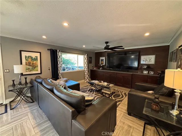 $3,500 | 17010 Via Los Caballeros, Riverside, CA 92504