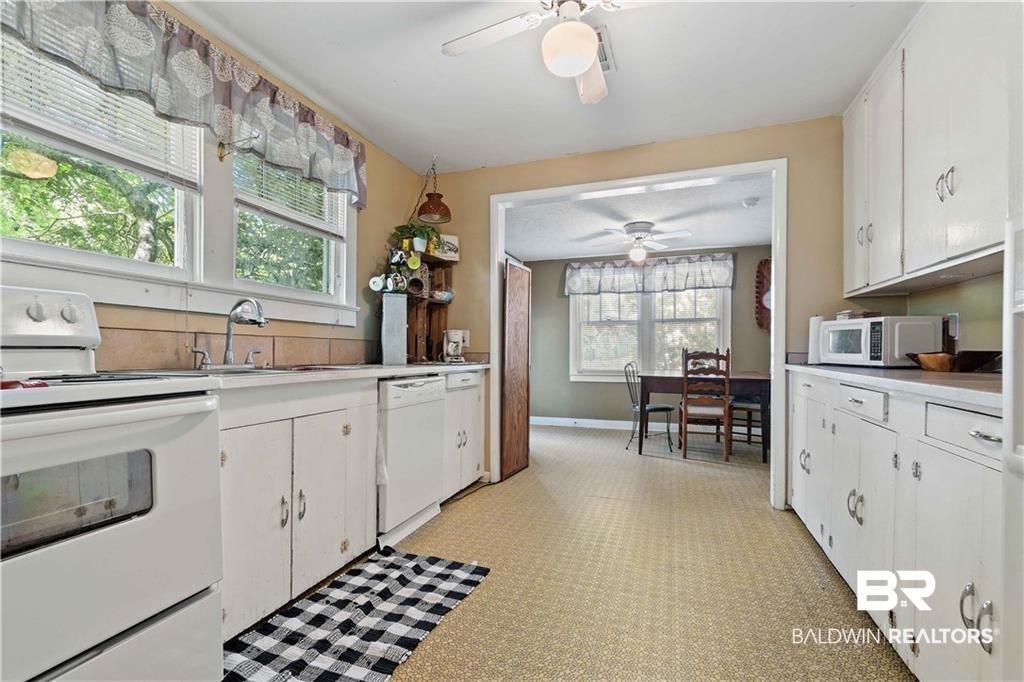 1116 Shore Acres Drive Mobile, AL 36605 - Photo 6 of 20